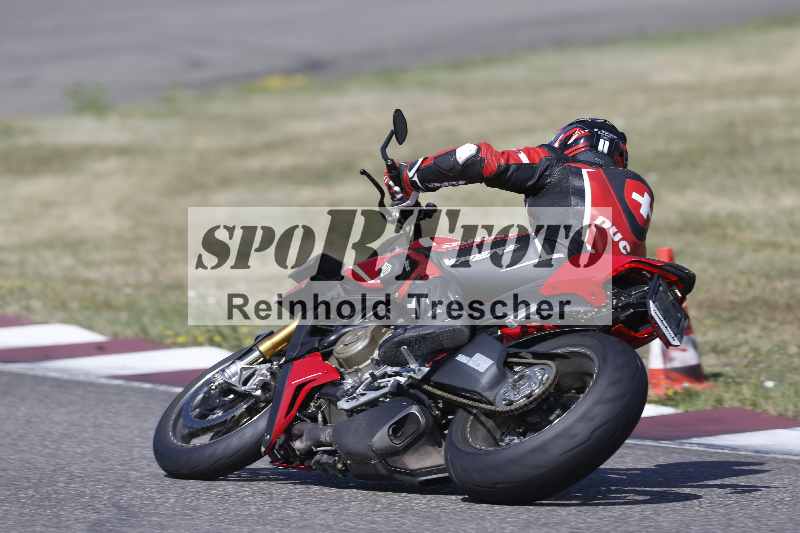 /21 17.06.2026  Ducati Schweiz Track Warmup ADR/Gruppe gelb/6